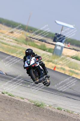 media/Aug-06-2023-TrackDaz (Sun) [[ac7f4f6367]]/B Group/sweeper/